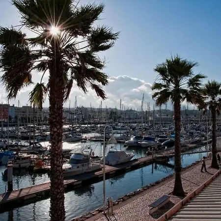 Lovely House Apartment *