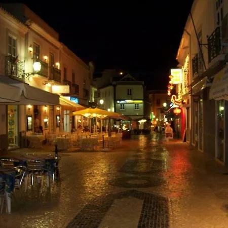 Lovely House * Lagos