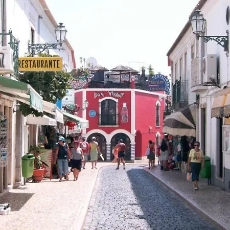 Lovely House * Lagos