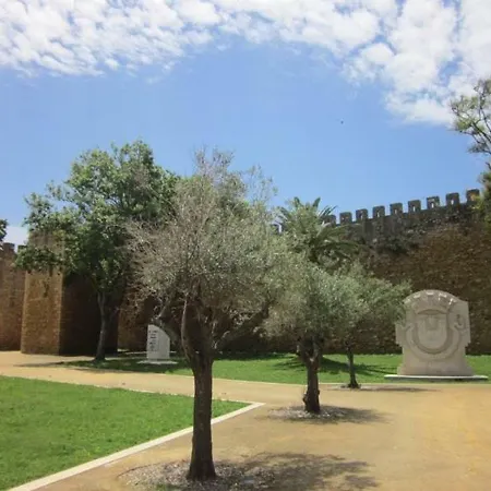 Apartment Lovely House *